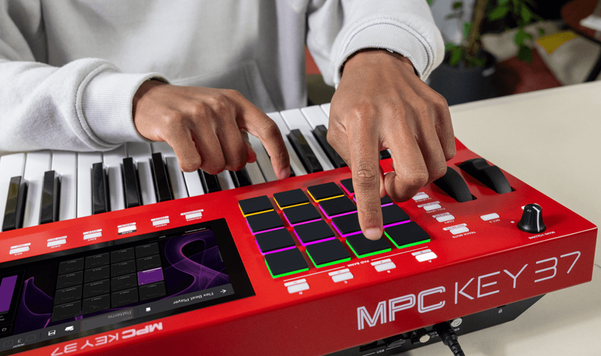Akai Professional MPC Key 37 Standalone Synth Performance